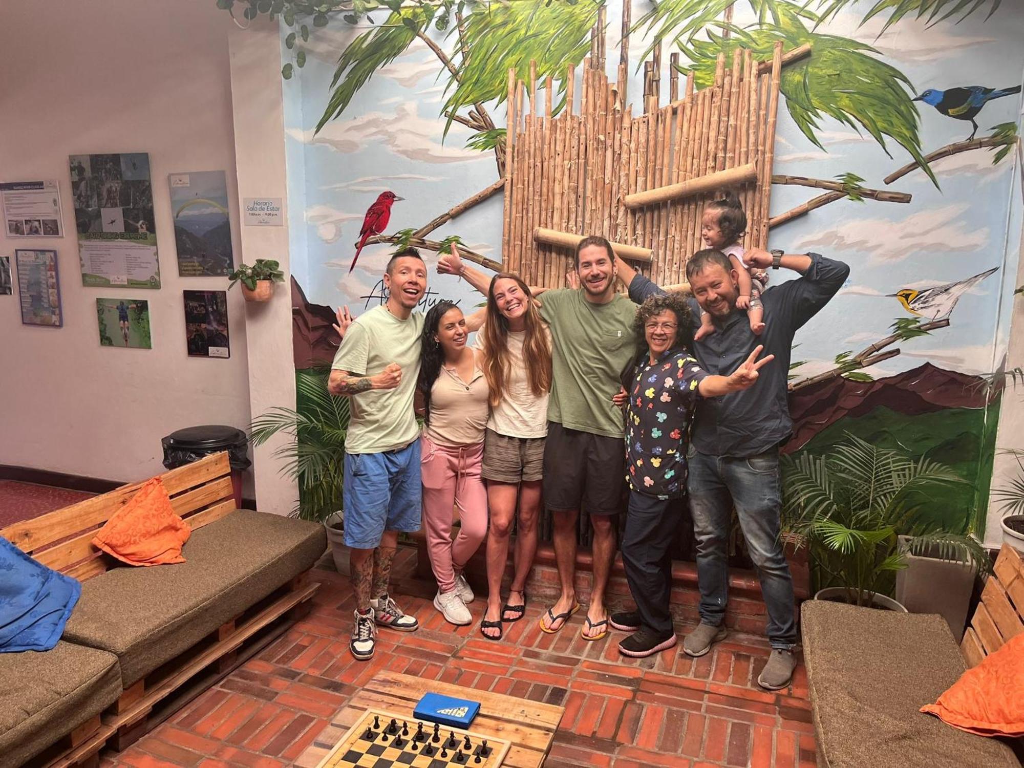 Adventure Hostel 산힐 외부 사진