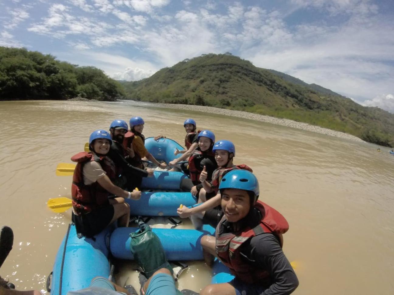 Adventure Hostel 산힐 외부 사진